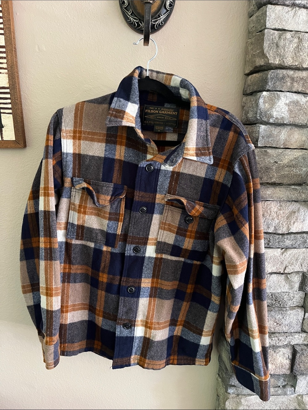 Filson 100% wool Jac Plaid Shirt Jacket in Navy, Brown, Cream size S